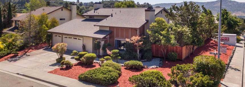 4800 Skyhawk Dr