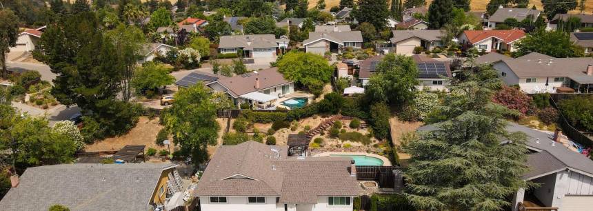 16 Trailside Pl