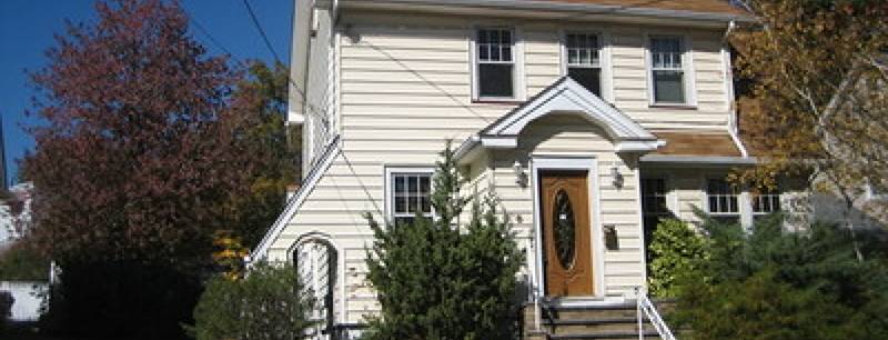 16 Starmond Ave