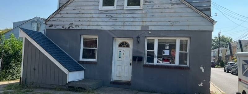 356 N Main St