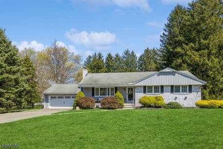 82 Oakdale Ct
