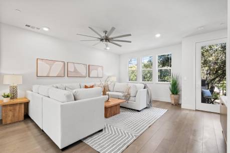 929 Delano Terrace 5