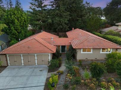 1920 Noel Dr