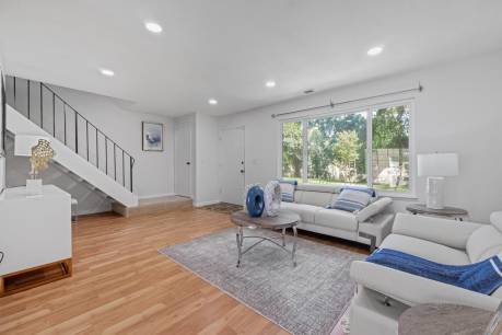 3022 Ironside Ct