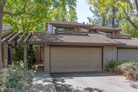 1272 Sharon Park Dr