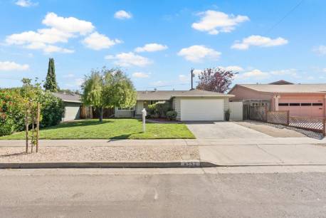 4552 Alex Dr