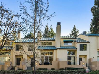 422 Galleria Dr 7
