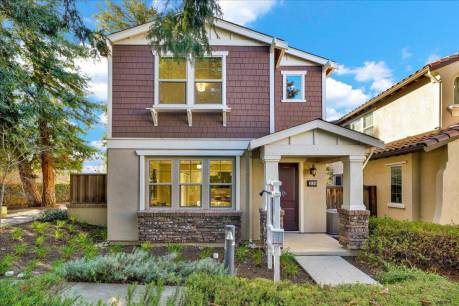 3134 Via Siena Pl