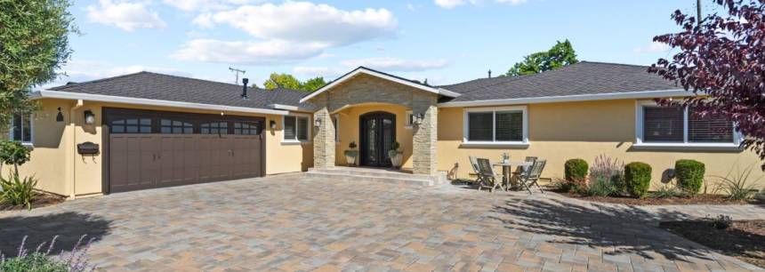 1151 Koch Ln
