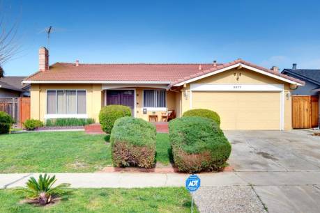 3077 Chippenham Dr