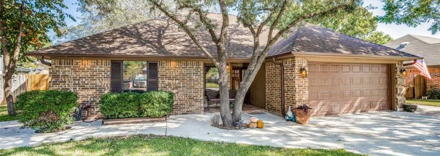 324 Cindy Ct