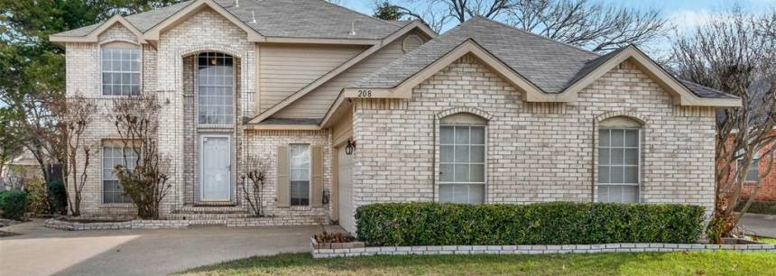 208 Lemontree Ln