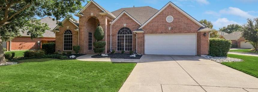 2 Avalon Dr