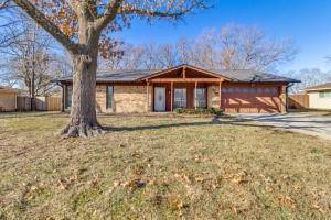 2206 Rex Cruse Dr