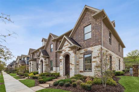 4438 Meadow Hawk Dr