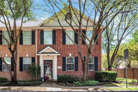 4937 Heather Glen Trl