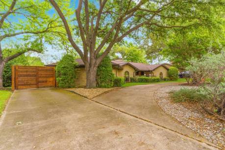 2823 Reedcroft Dr