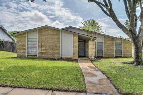 3322 Vista Oaks Dr