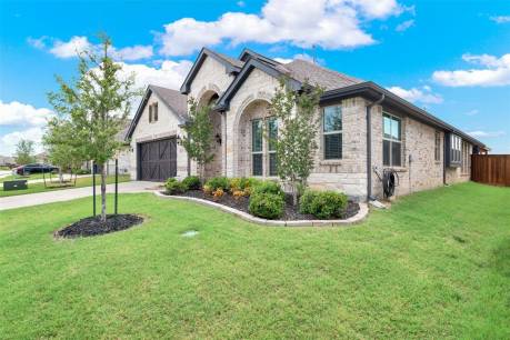 1015 Clydeview Rd