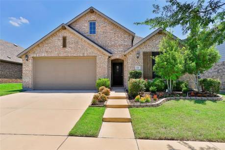 1320 Swan Trl