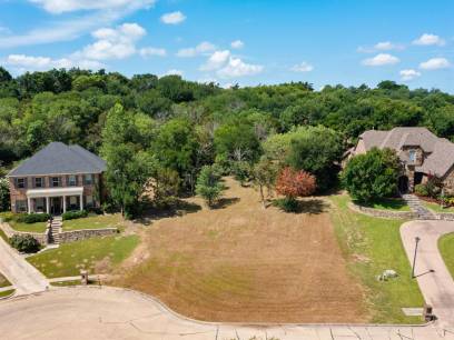 2410 Creekwood Dr
