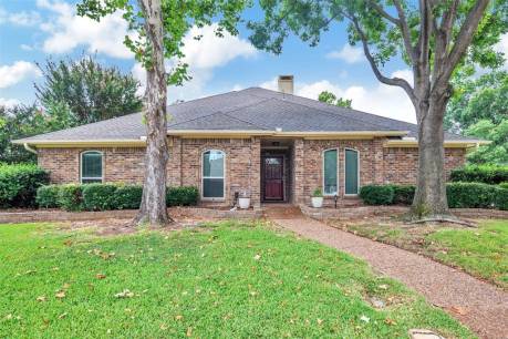 1228 Dark Forest Dr