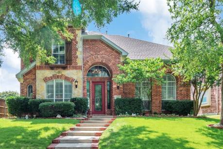 6421 Shadywood Dr