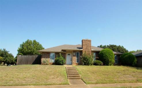 908 Fairfield Ln