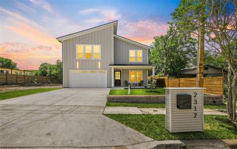 2317 Kenesaw Dr