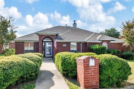 10513 Lone Pine Ln