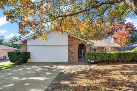 511 N Royal Oak Dr