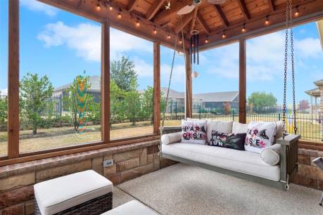 3149 Castaway Ln