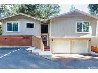 2683 Maplewood Dr