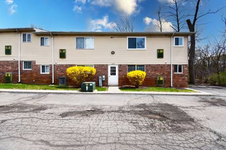 5299 Highland Rd 102