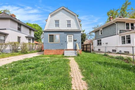 109 Lewis St