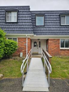 1832 Colonial Village Way #2