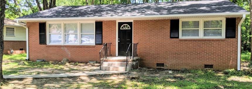 1041 Stonewall St