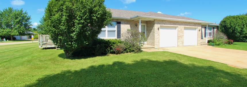 1600 Edgewater Dr
