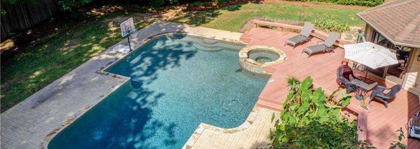 301 Abbotsford Ct