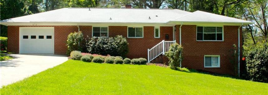 3319 Campbell Dr