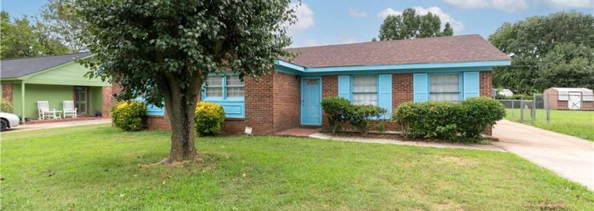 1126 Pearson Dr