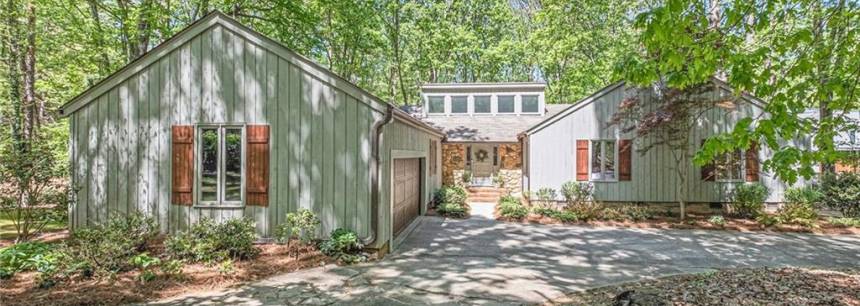 3320 Nancy Creek Rd