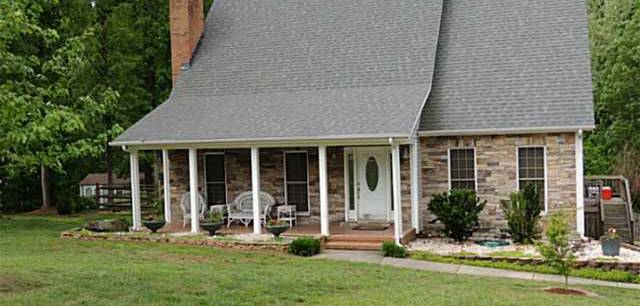 1108 Glenshannon Rd