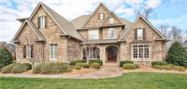 1501 War Admiral Ln