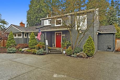 3842 94th Ave NE