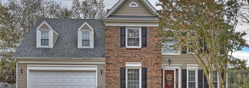 2733 Edgebrook Cir