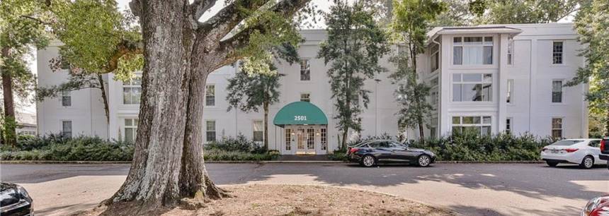 2501 Roswell Ave 103