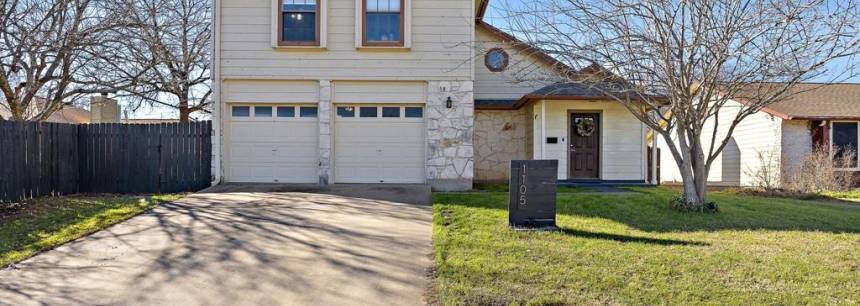 1105 York Castle Dr