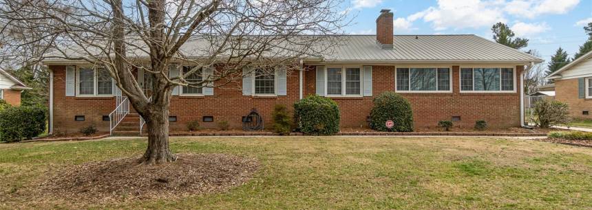 1330 Stoneyridge Dr