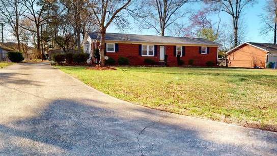 5514 Beverly Dr